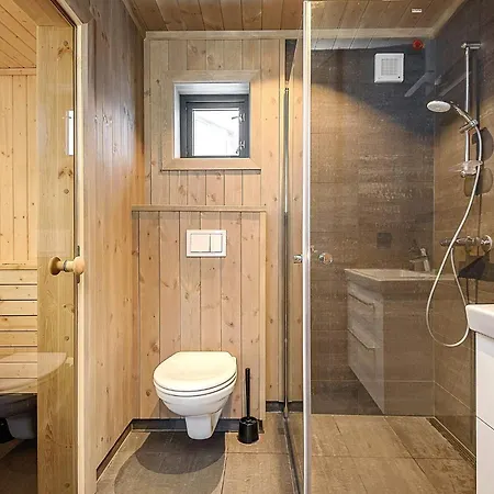 Stylish Retreat In Varden-by Traum Favang